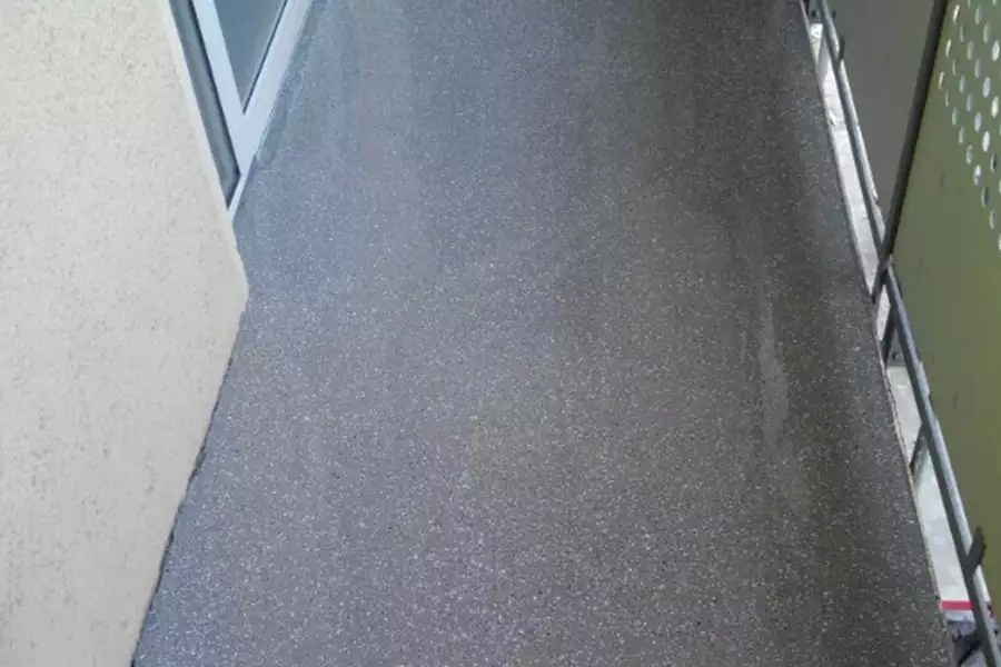 Flüssigkunststoff-Abklebungen: Baustellenabbildung 1 Flüssigkunststoff-Abklebungen: Baustellenabbildung 1